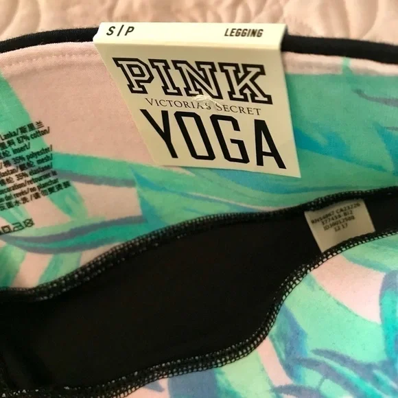 NWT VS PINK Yoga Legging Size Small - Picture 7 of 7